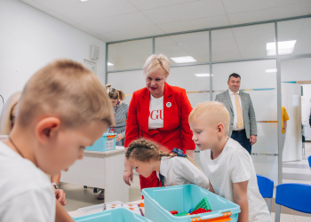 Фото 3 к новости В нижегородских школах открылось сразу 15 метрологических классов